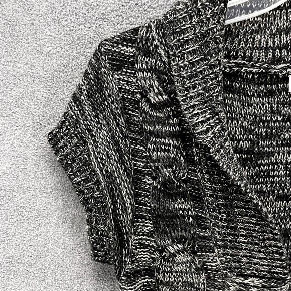 Agua Knit Cardigan Sweater womens size Large L Gray Short Sleeve Button collared - Picture 4 of 13